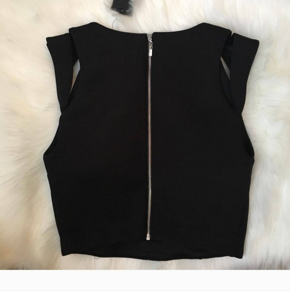 NWT GUESS Scuba Cutout Crop Top M NWT - Picture 5 of 15